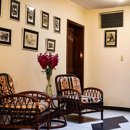 Hotel Makroz ラタクンガ エクステリア 写真