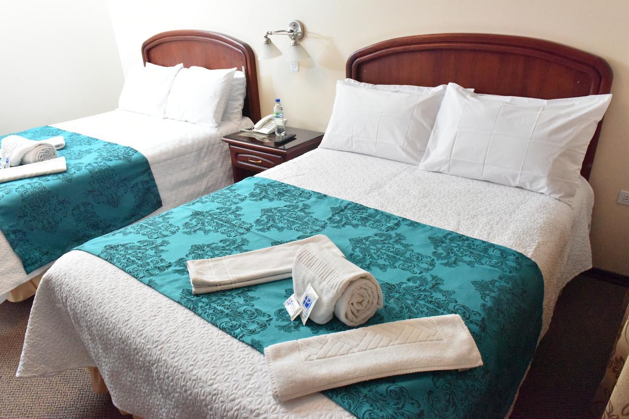 Hotel Makroz ラタクンガ エクステリア 写真