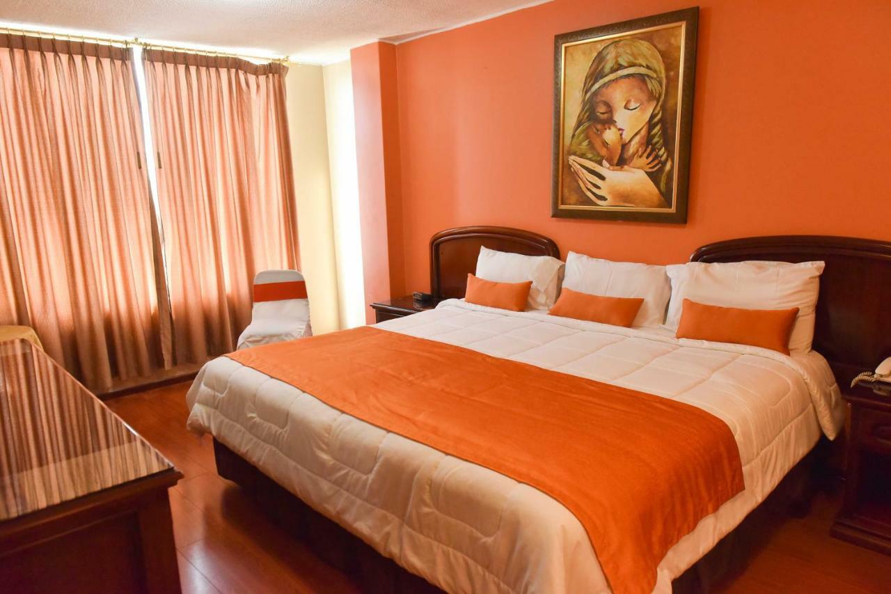 Hotel Makroz ラタクンガ エクステリア 写真