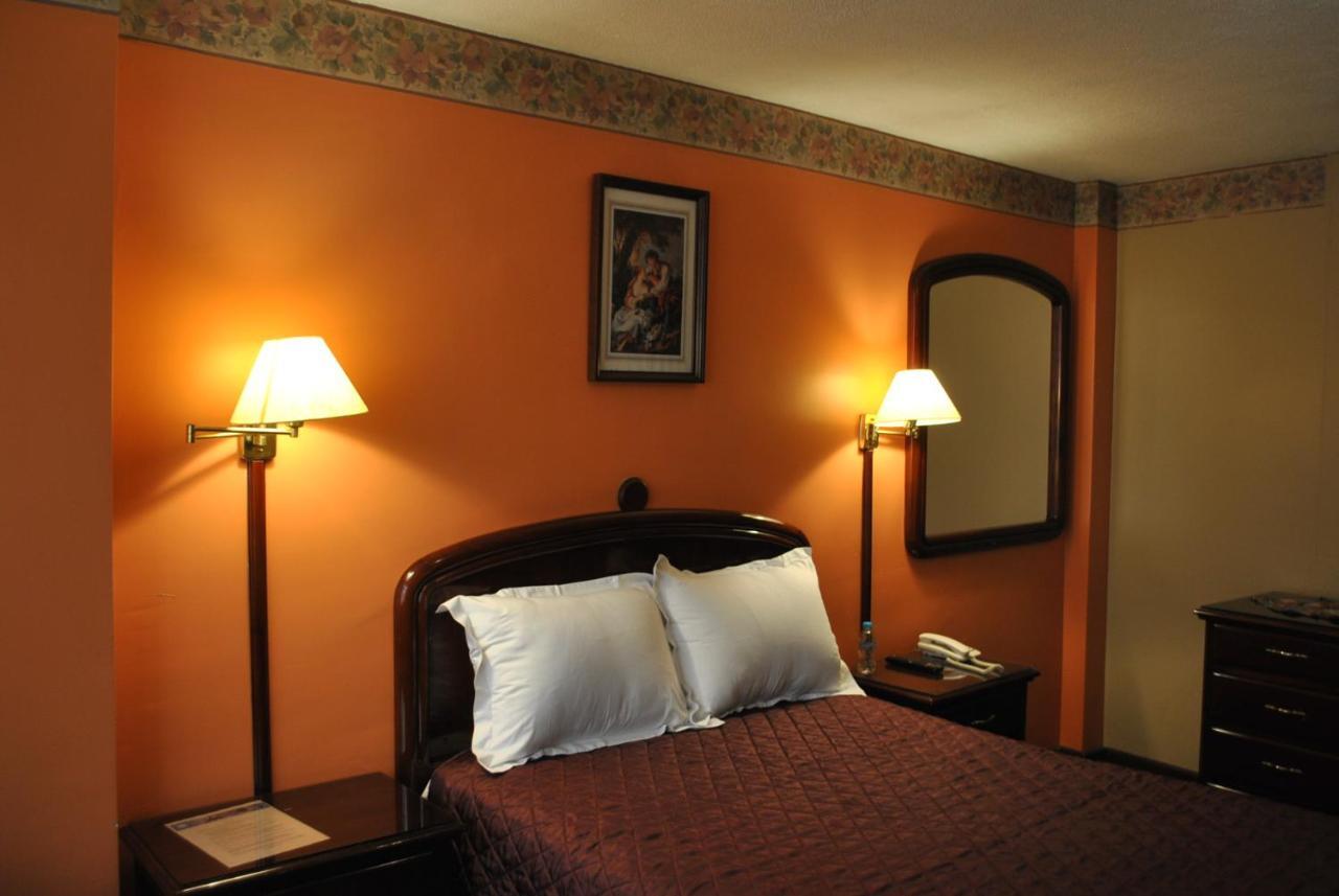 Hotel Makroz ラタクンガ エクステリア 写真